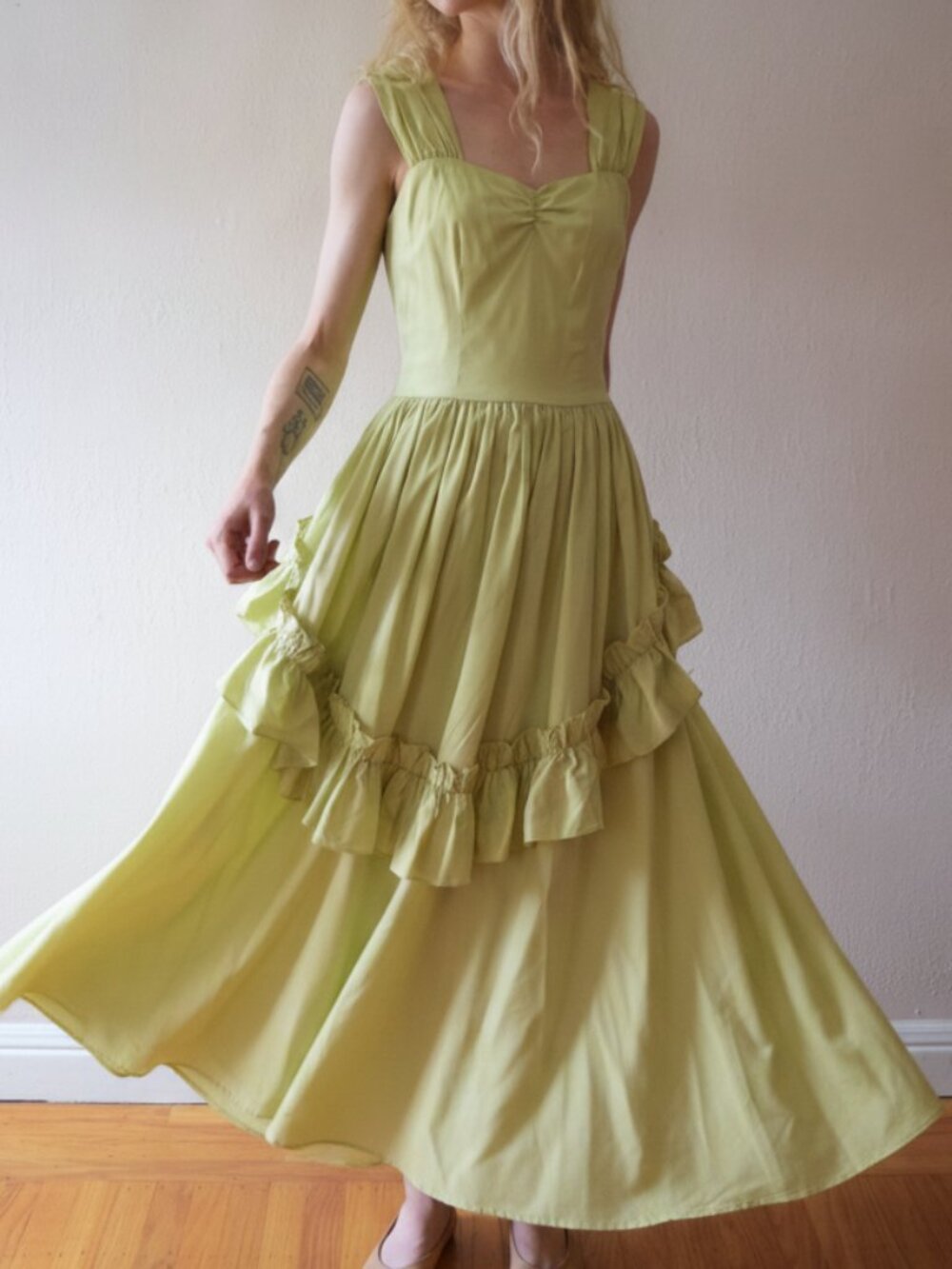 1940s chartrouse taffeta party dress